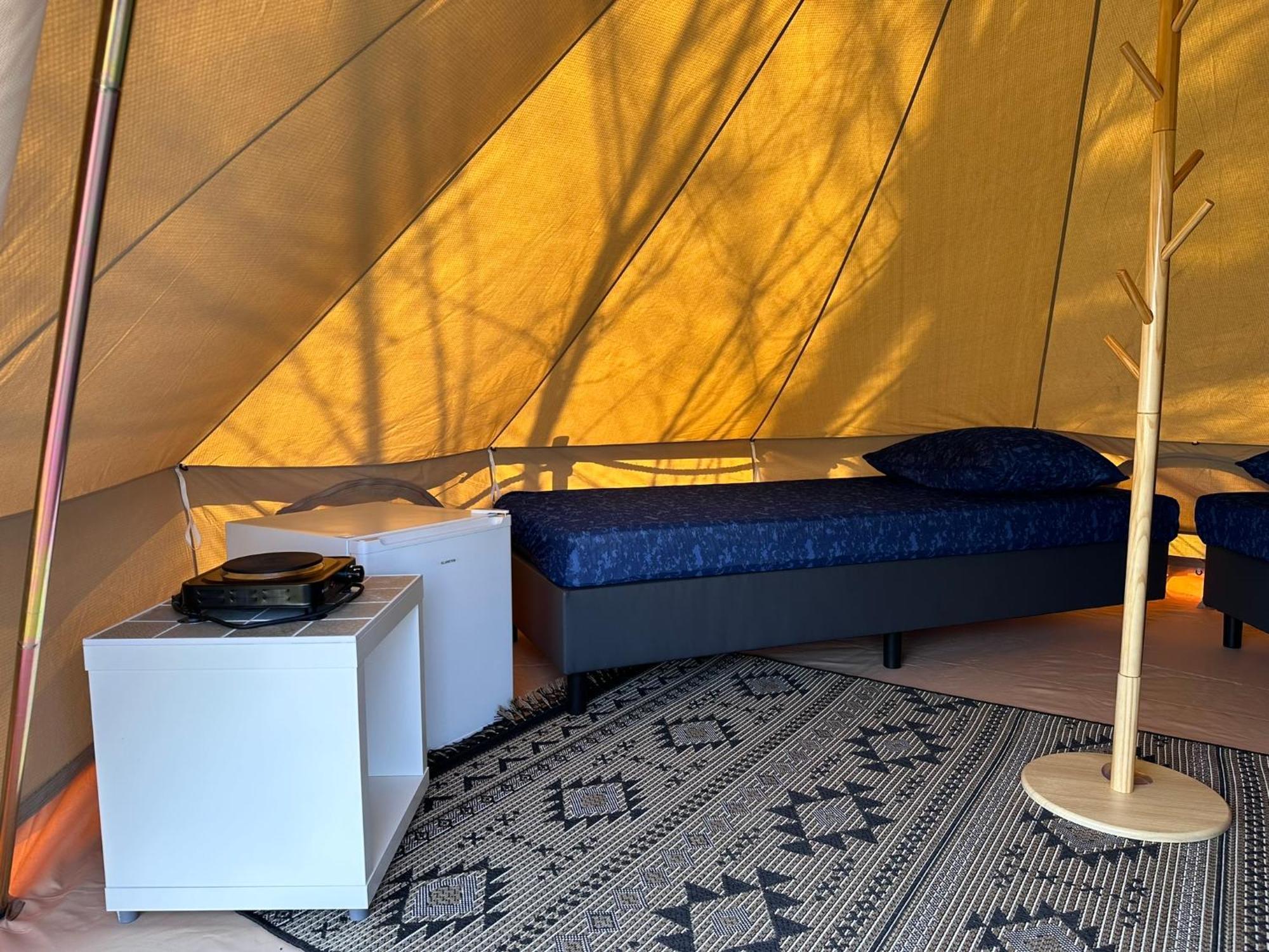 Bell Tent Warmond Exterior photo